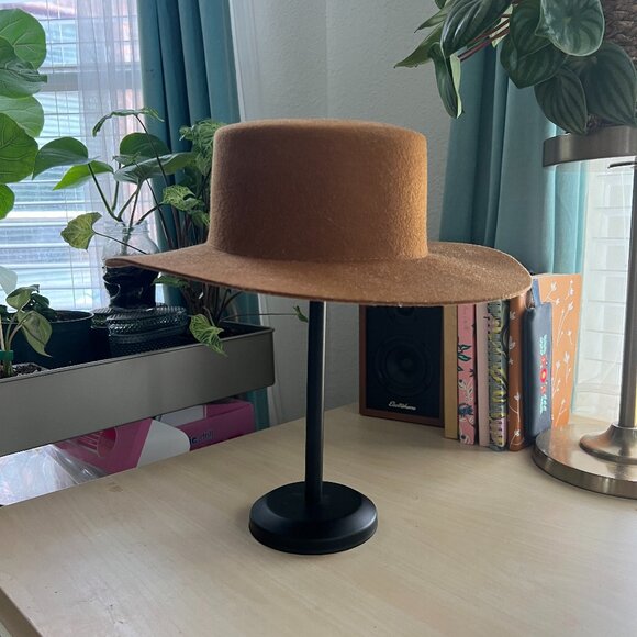 Gigi Pip Dahlia Boater Hat Size M/L 59 EUC Brown